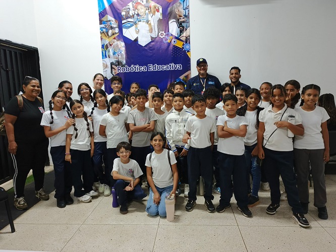 Niños de las U.E.N. Luisa Cáceres de Arismendi y U.E.P. Don Adalberto Toledo viven una Experiencia Científica en Fundacite Zulia
