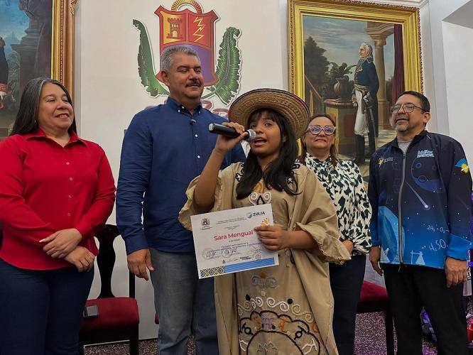 Reconocimiento a jóvenes y tutores de las Olimpíadas de Robótica Creativa 2025, por parte del gobernador del estado Zulia